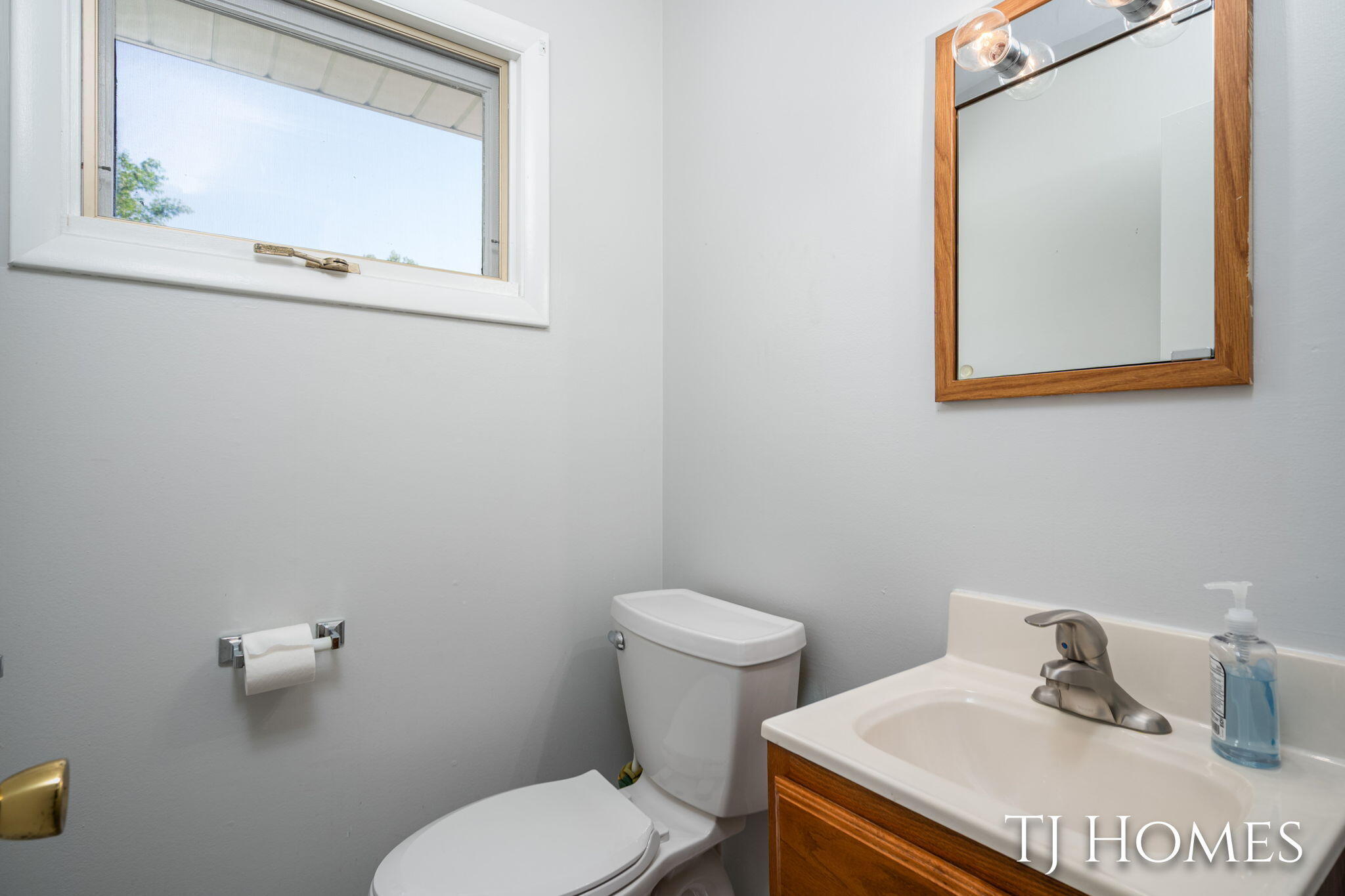 2200 S Eventide Drive NE, Grand Rapids