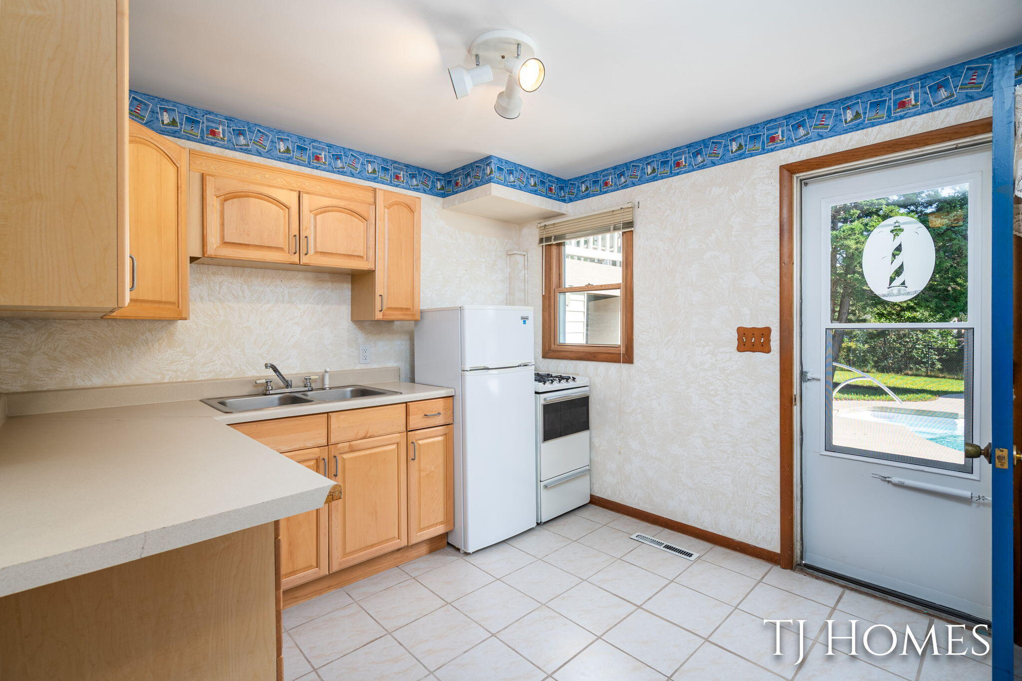 2200 S Eventide Drive NE, Grand Rapids