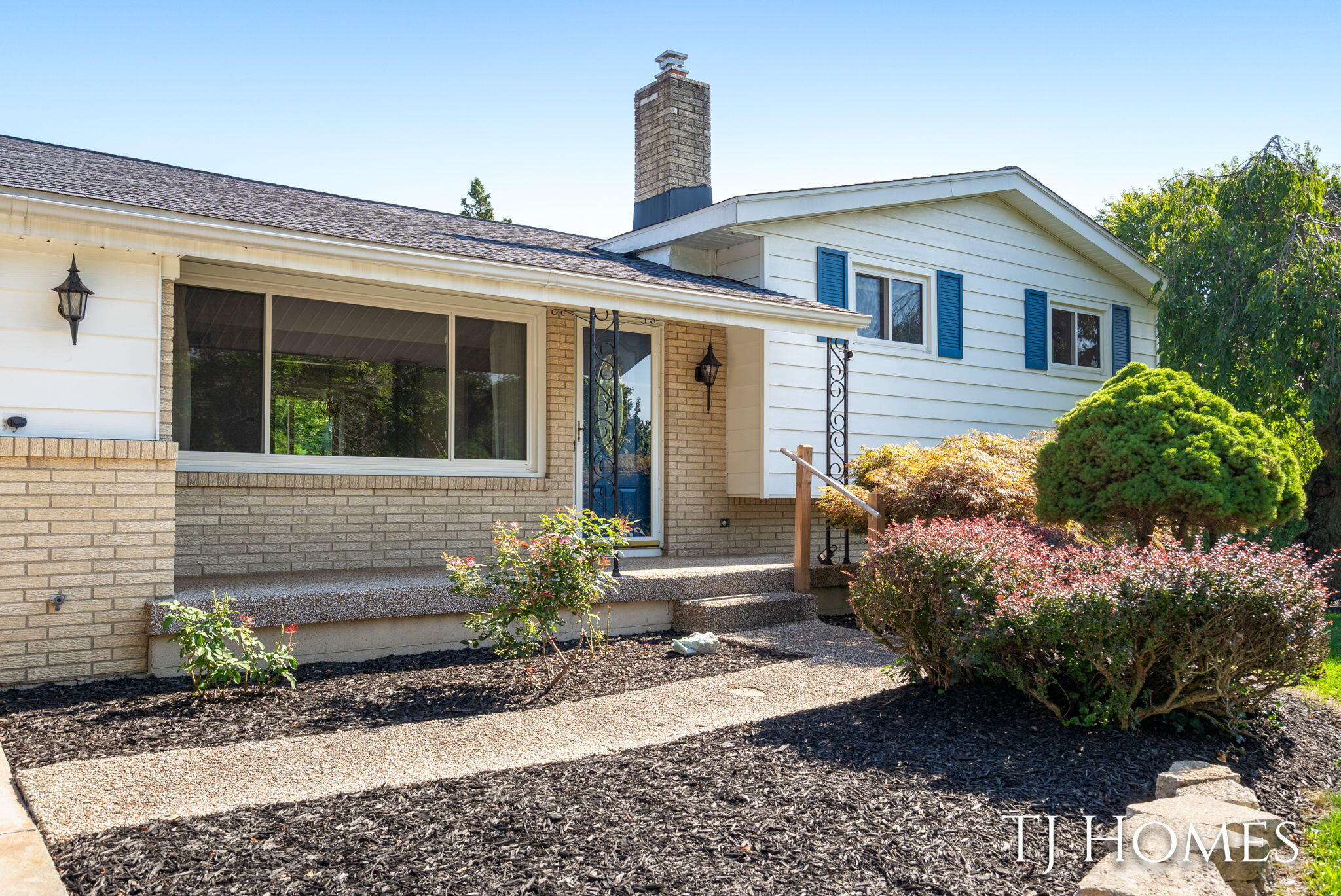 2200 S Eventide Drive NE, Grand Rapids