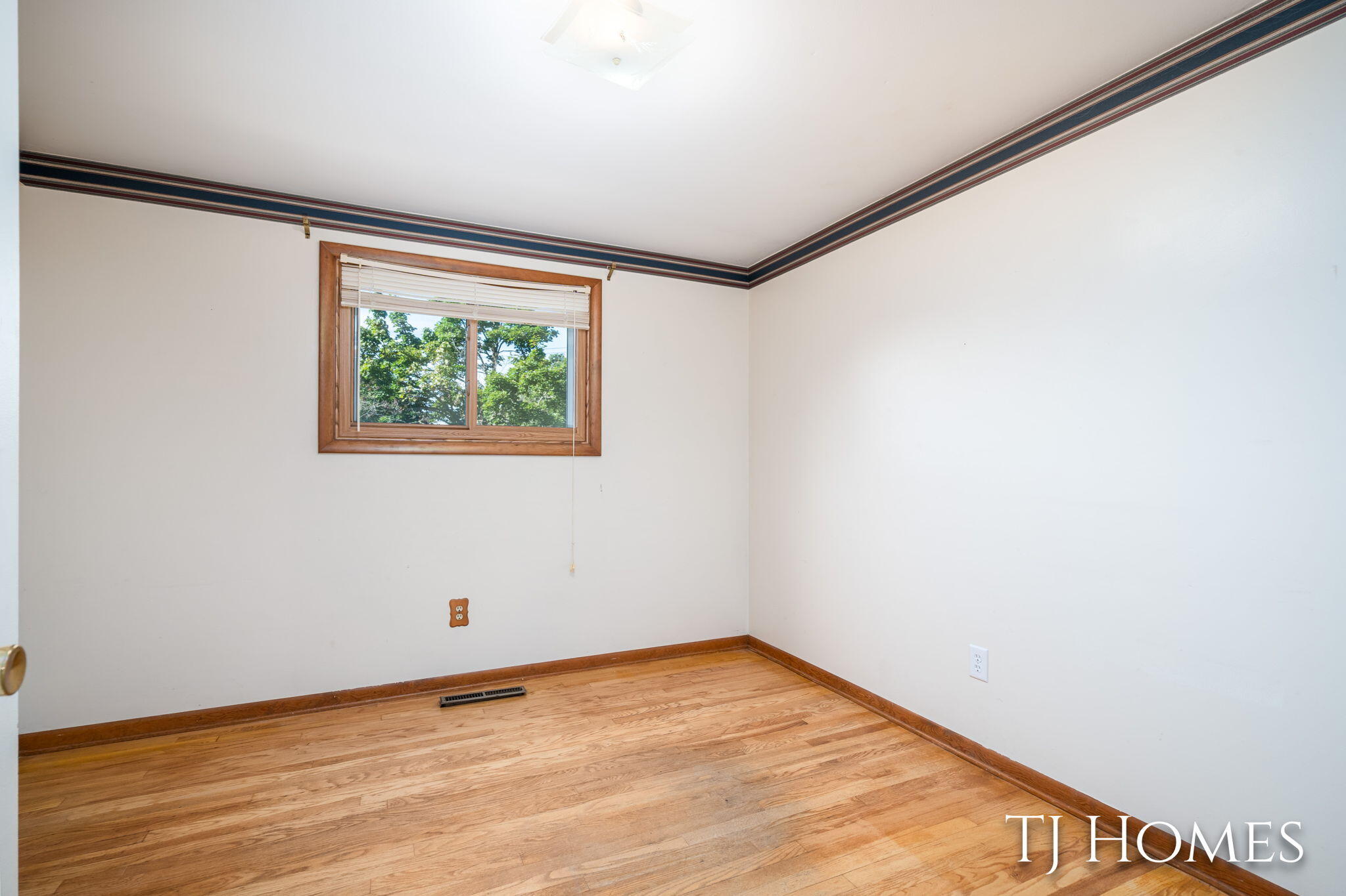 2200 S Eventide Drive NE, Grand Rapids