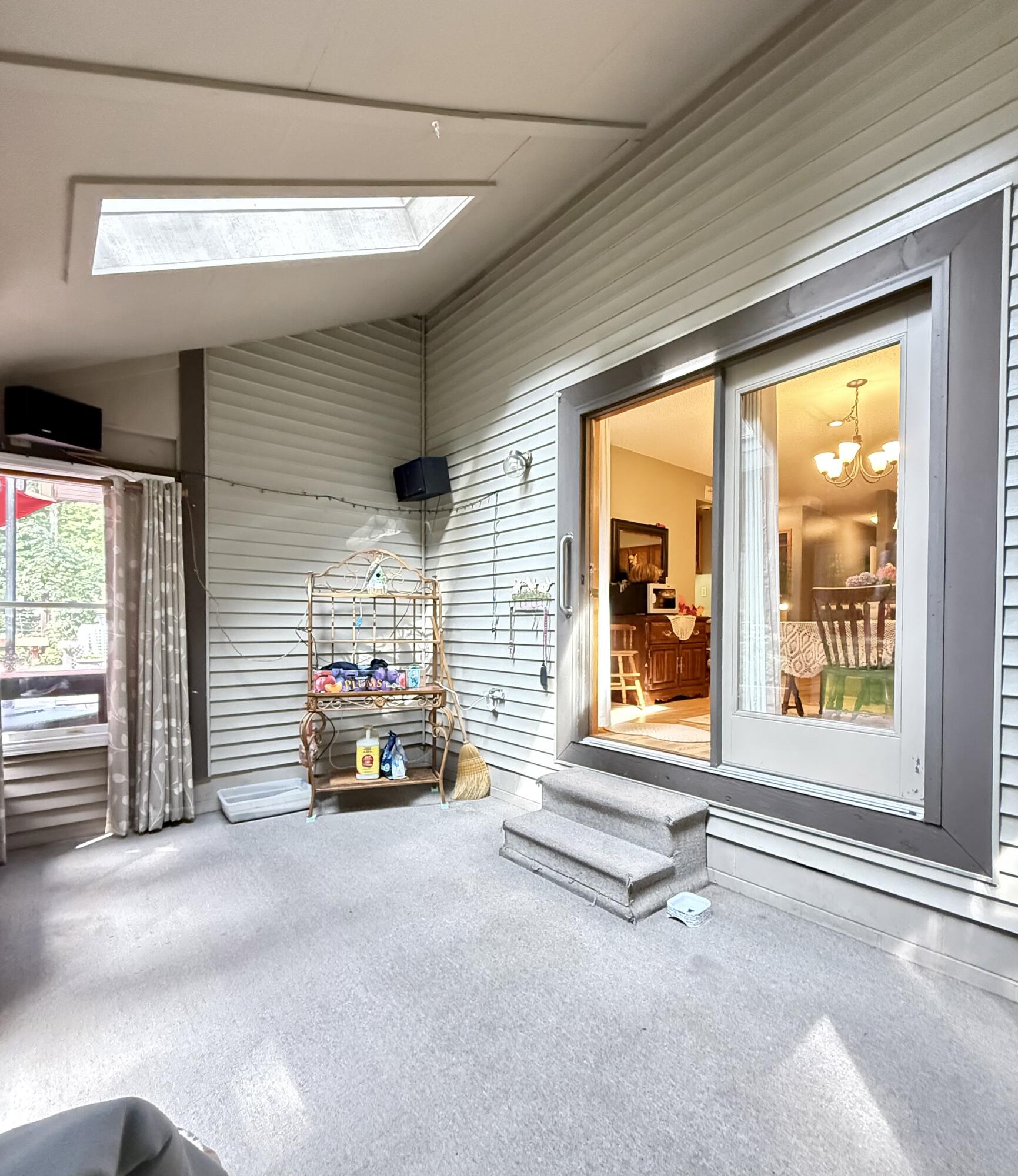 16478 Johnson Street