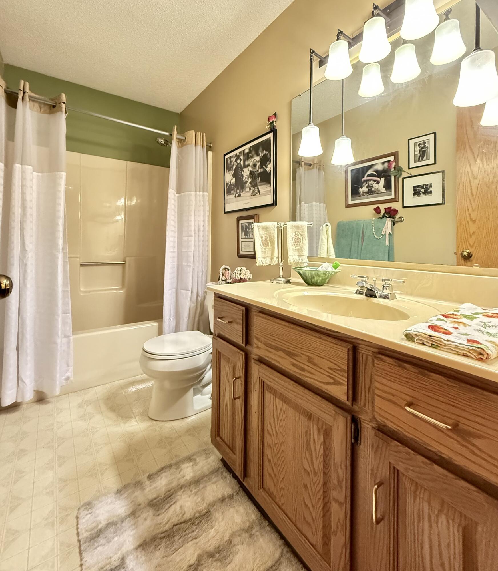 16478 Johnson Street