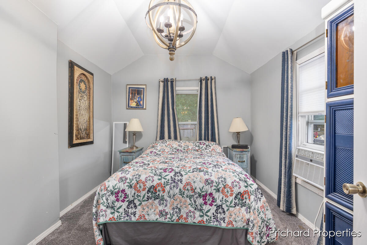 164 Meerse Street SE