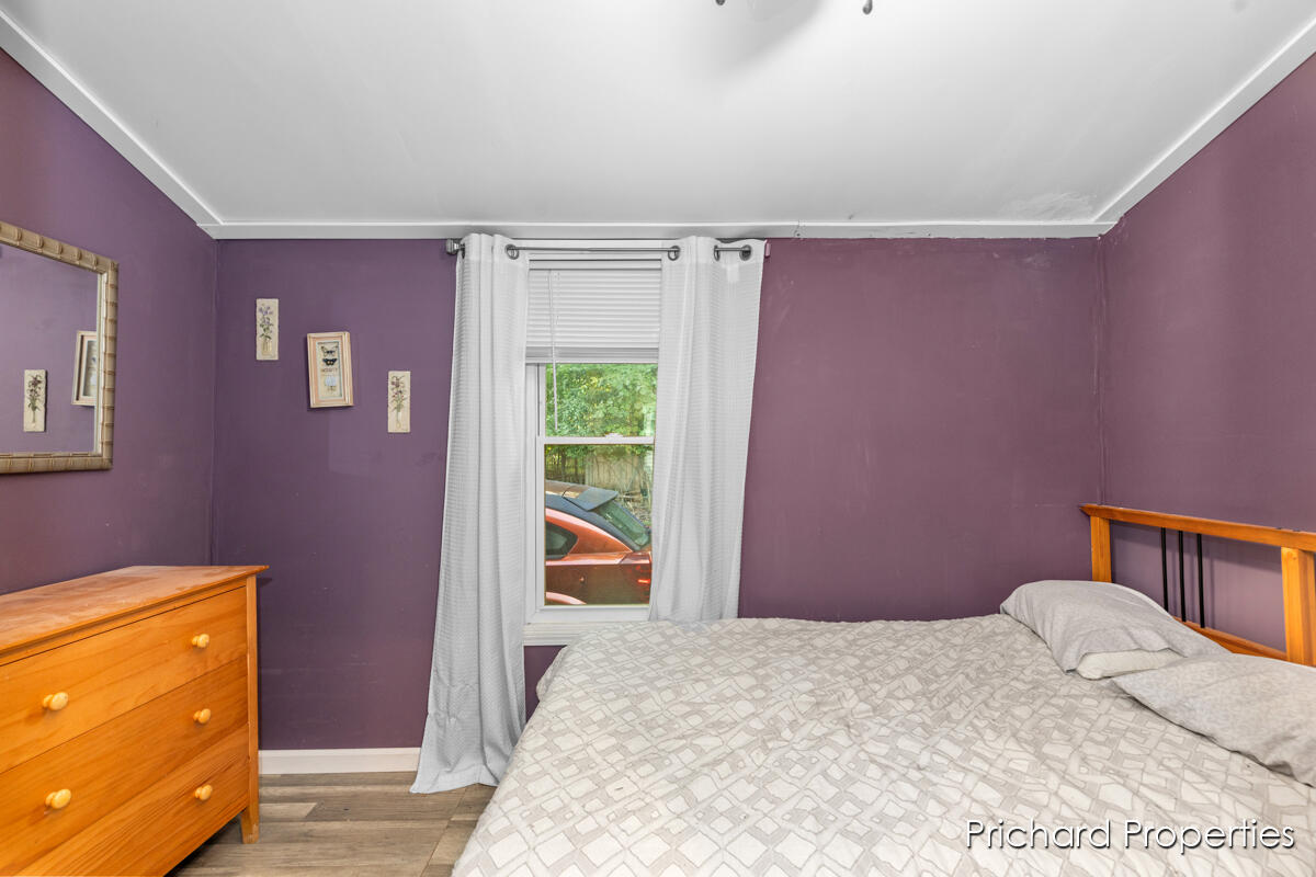 164 Meerse Street SE