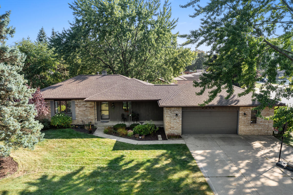 2246 Ancient Drive SW