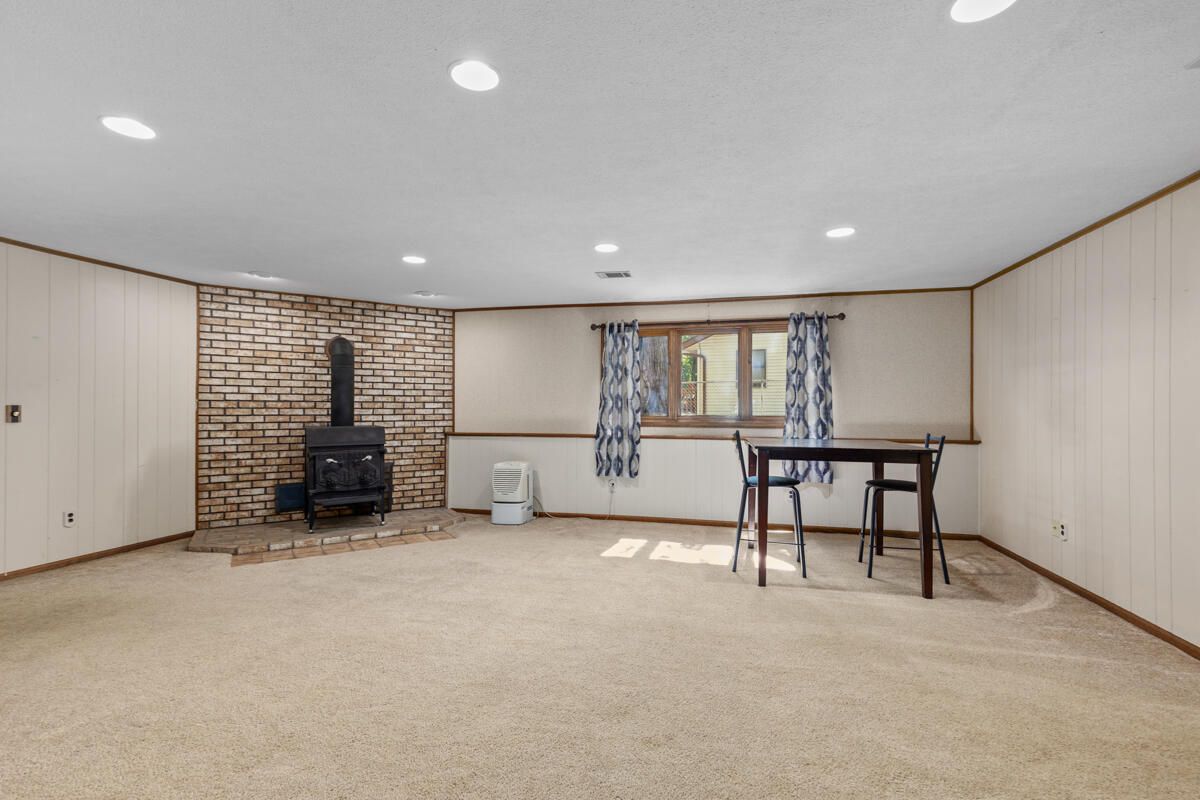 2246 Ancient Drive SW