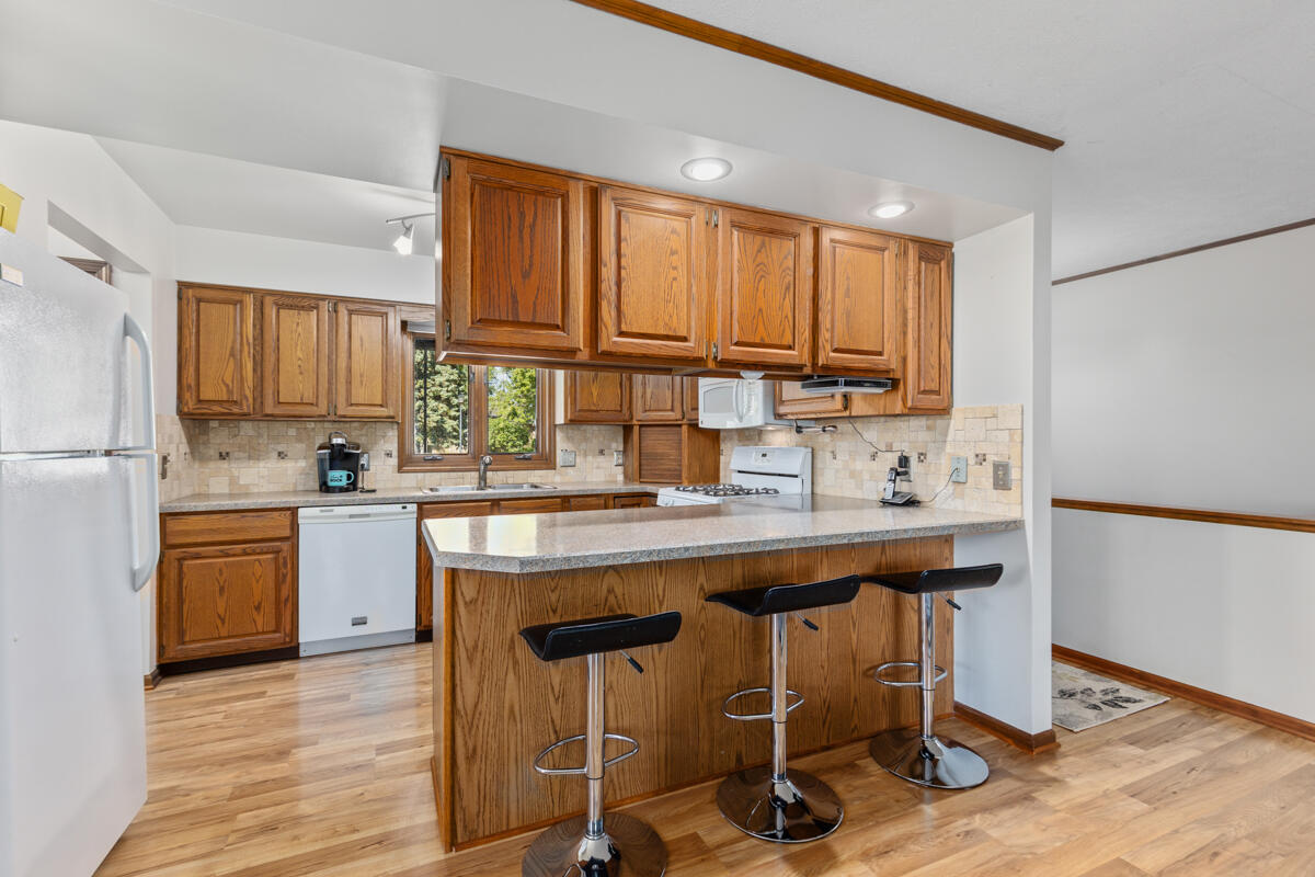 2246 Ancient Drive SW