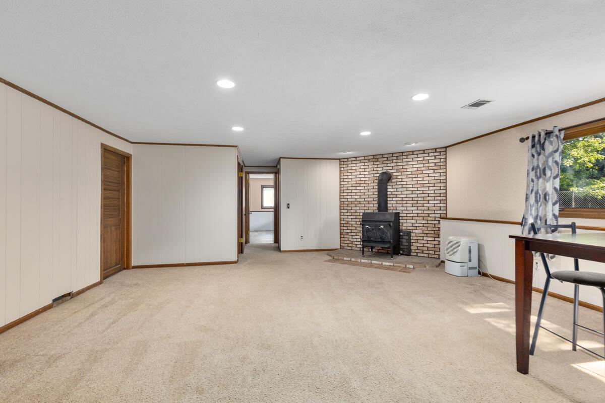 2246 Ancient Drive SW