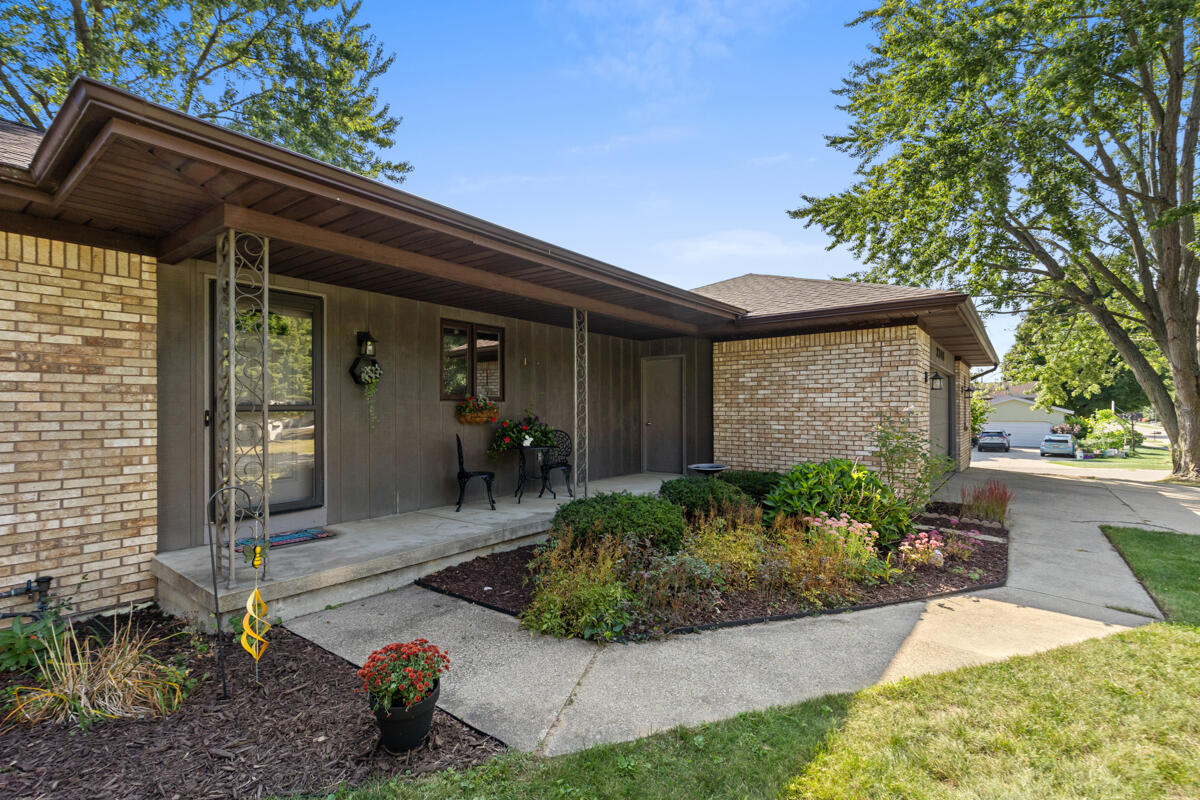 2246 Ancient Drive SW