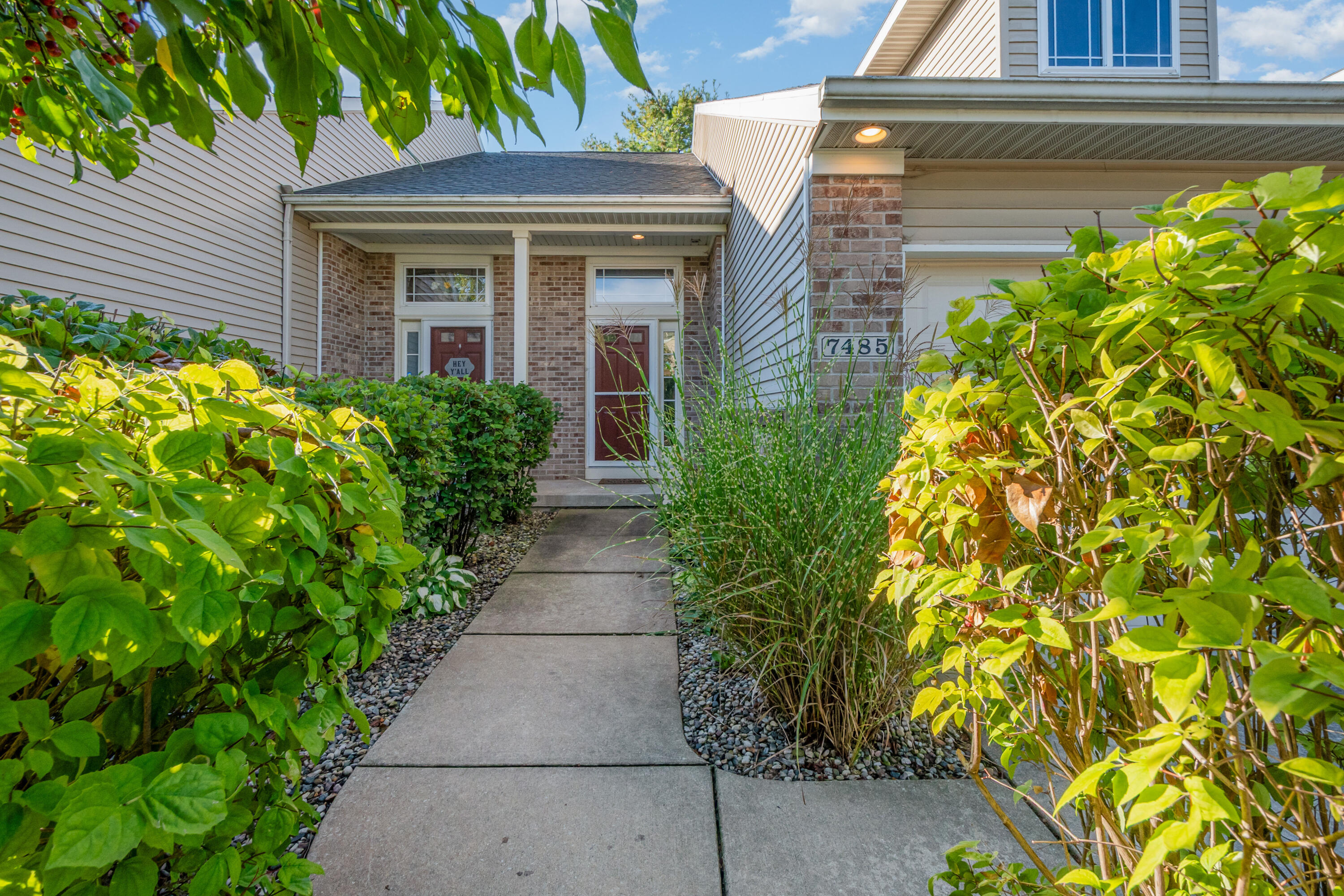 7485 Crooked Creek Drive SW