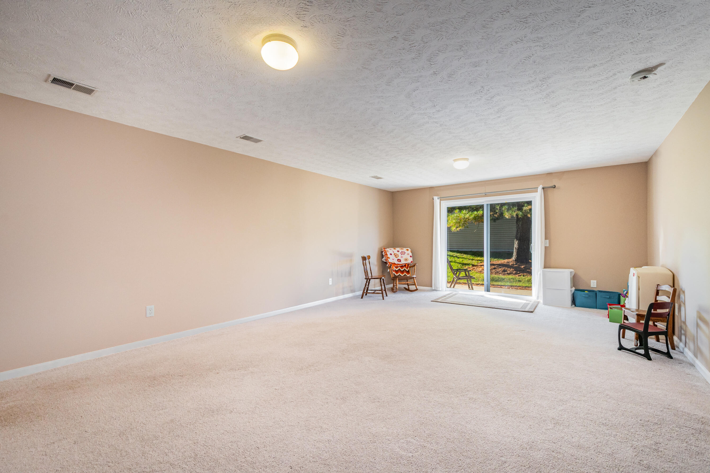 7485 Crooked Creek Drive SW