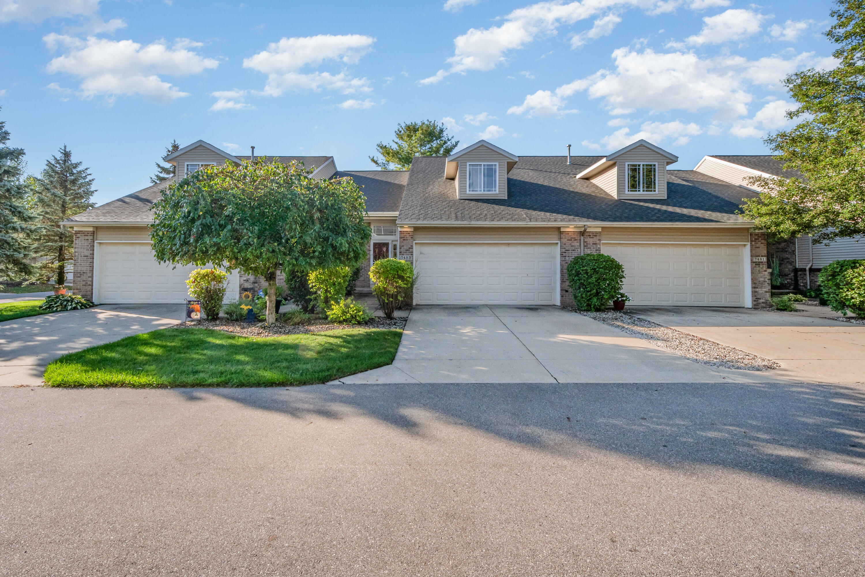 7485 Crooked Creek Drive SW