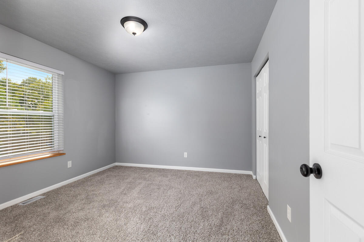 24537 Brownstone Boulevard