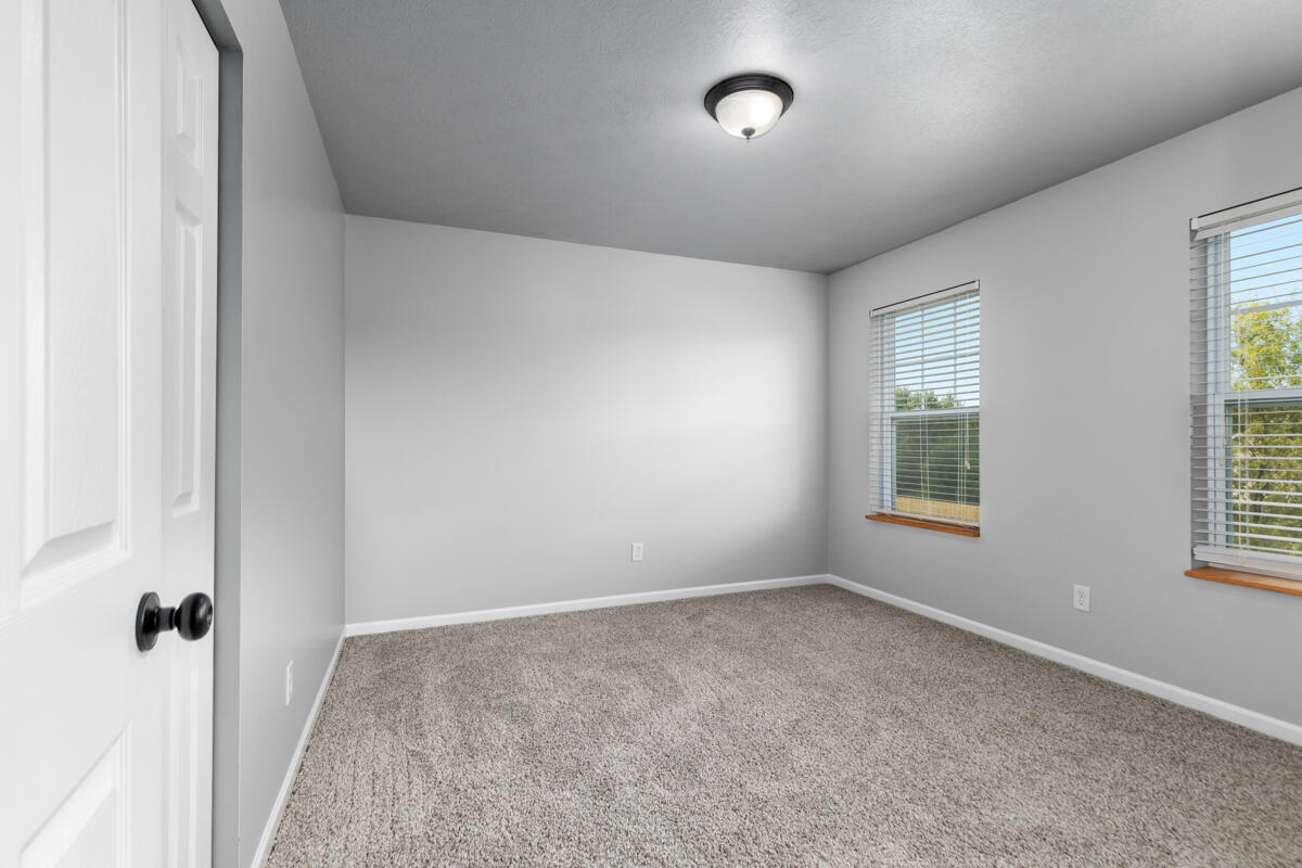 24537 Brownstone Boulevard