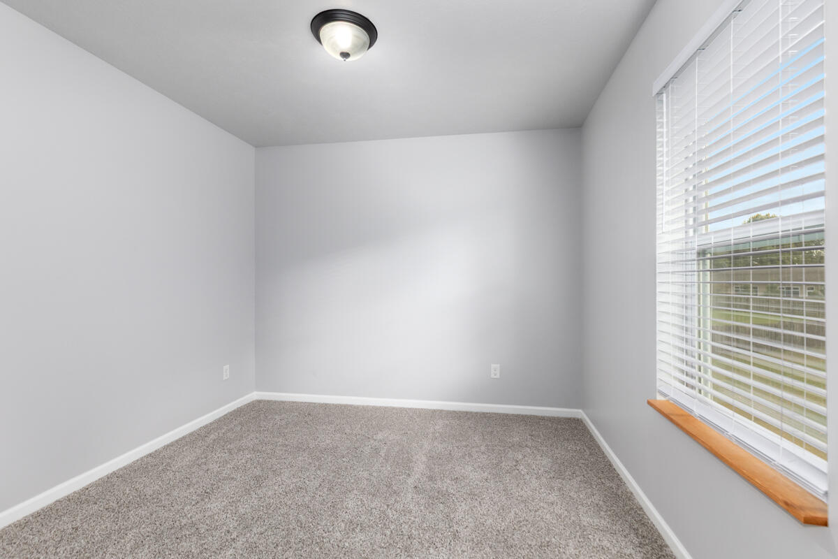 24537 Brownstone Boulevard