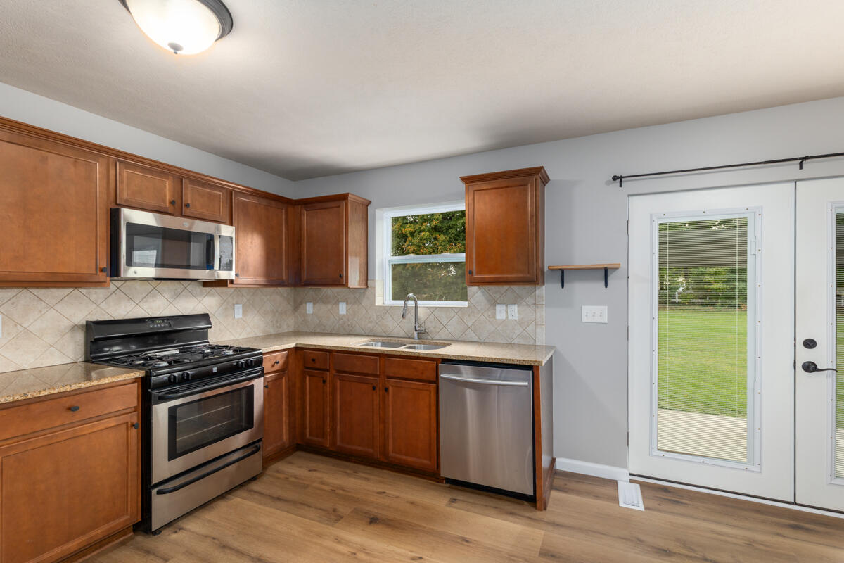 24537 Brownstone Boulevard