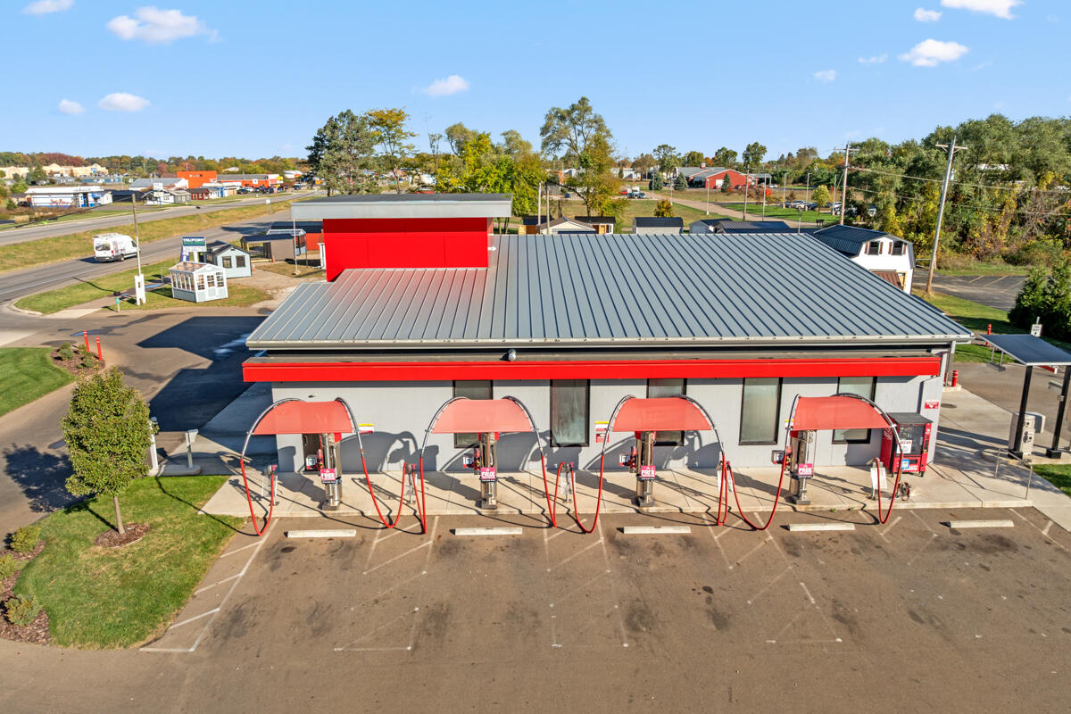 655 S US Hwy 131, Three Rivers