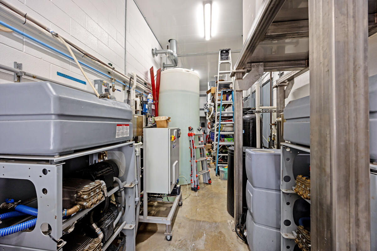 655 S US Hwy 131, Three Rivers