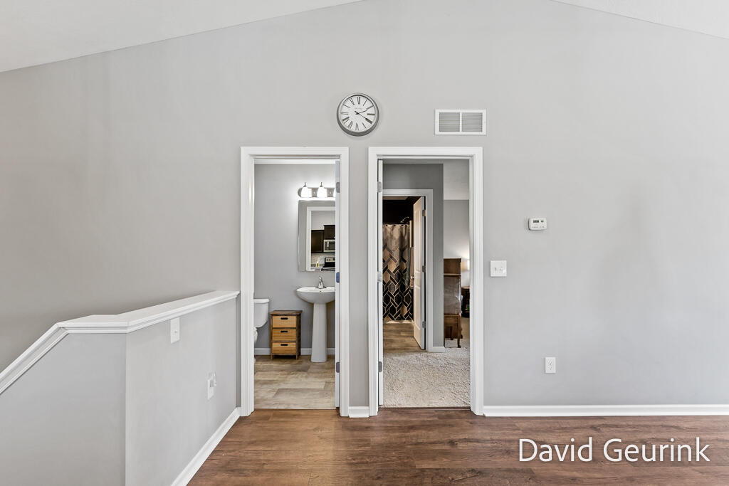 6533 Moss Lake Drive