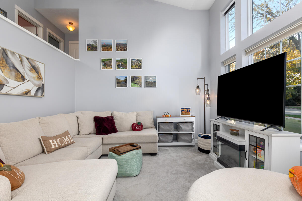 2863 Burritt Street NW