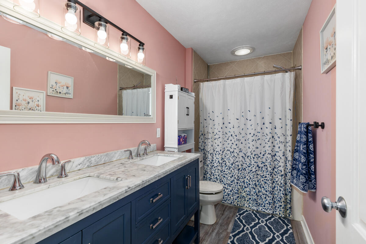 2863 Burritt Street NW