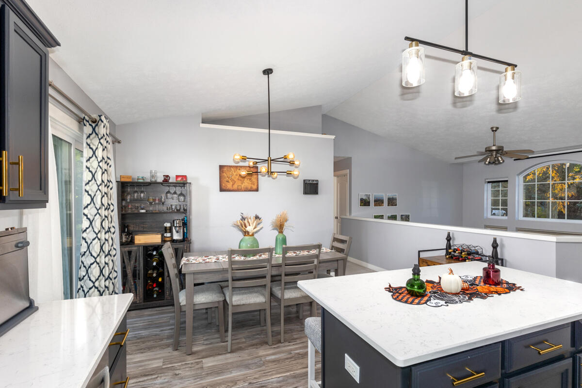 2863 Burritt Street NW