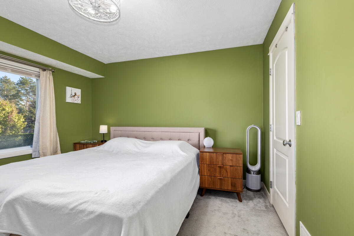 2863 Burritt Street NW