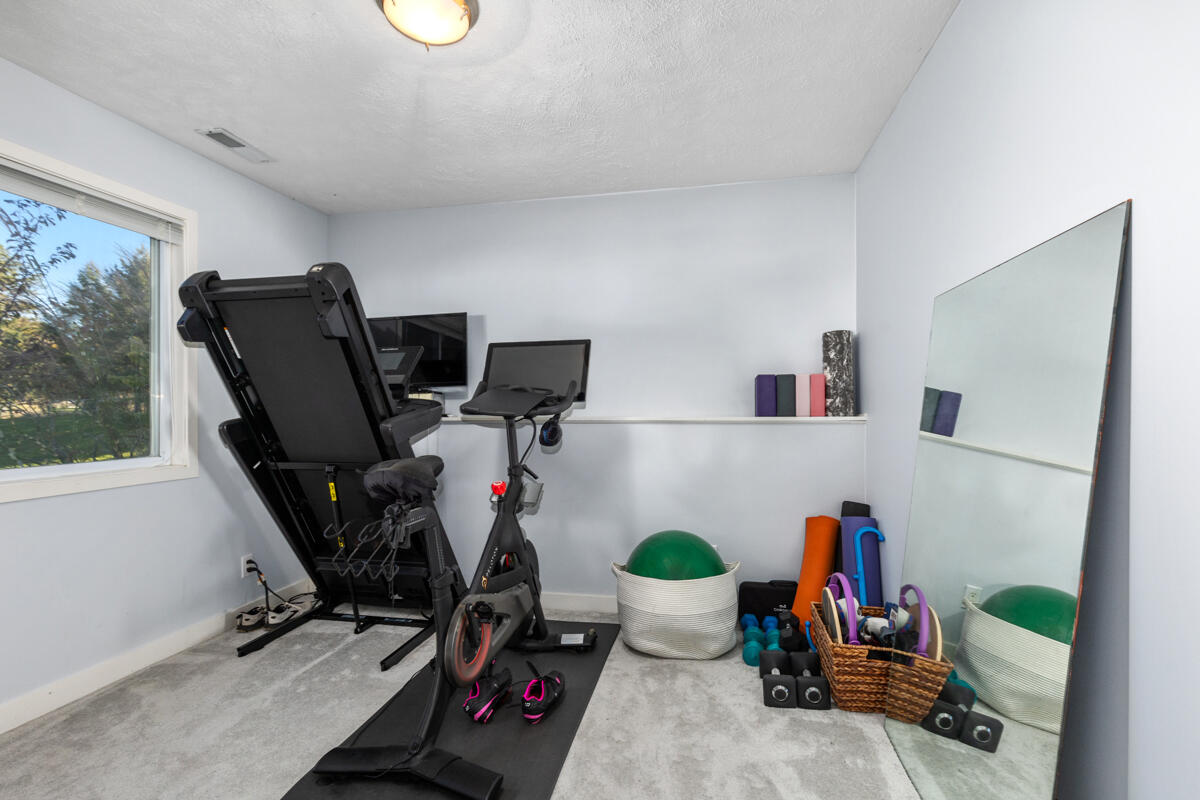 2863 Burritt Street NW