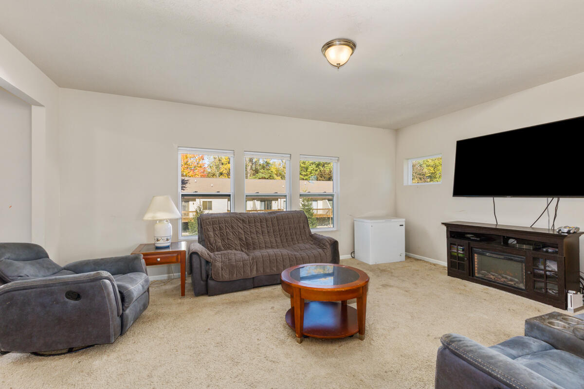 3439 Hidden Cove Lane