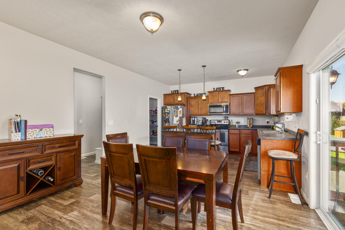 3439 Hidden Cove Lane