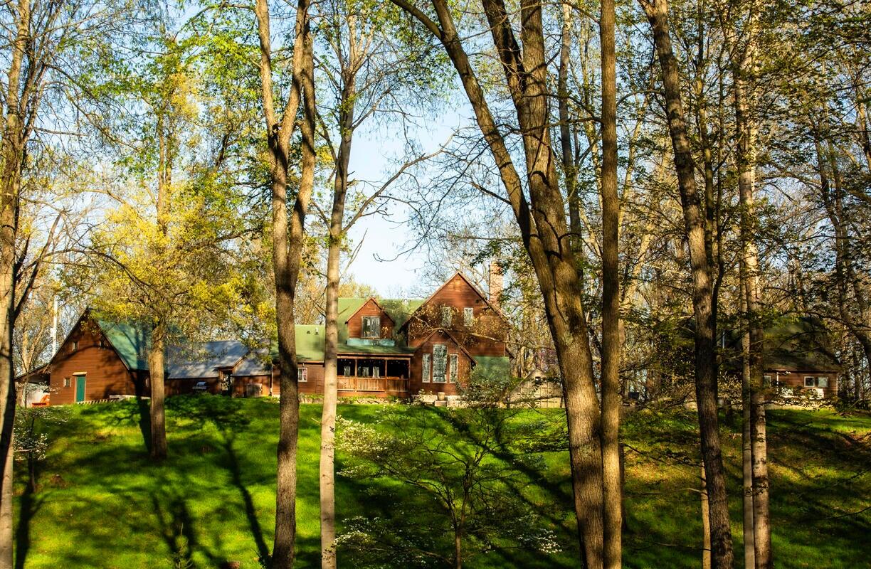 3705 Grand River Drive NE