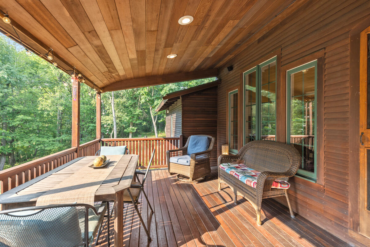 3705 Grand River Drive NE