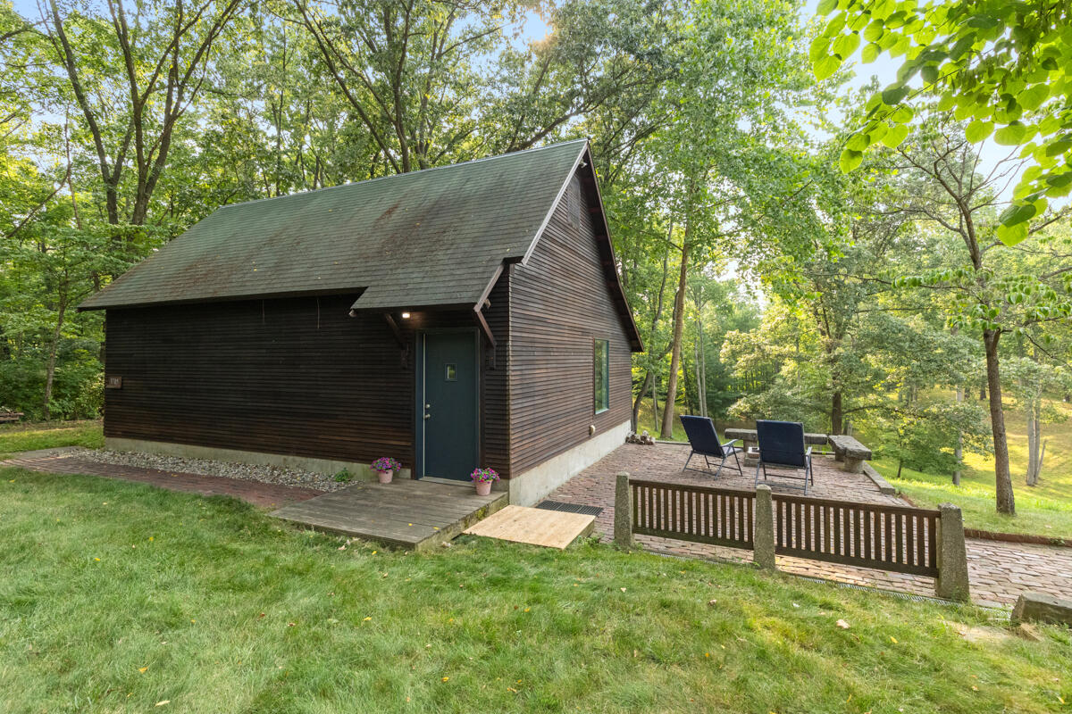 3705 Grand River Drive NE