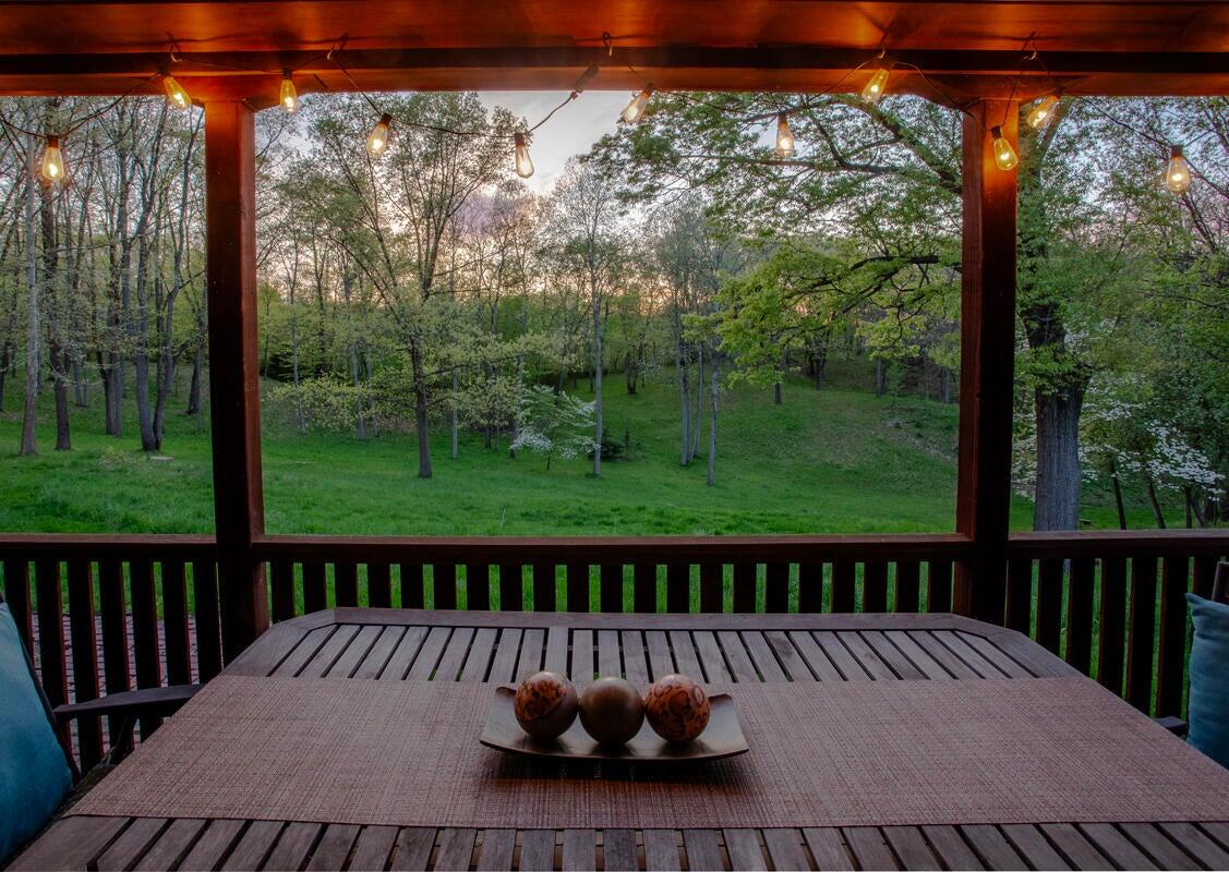 3705 Grand River Drive NE