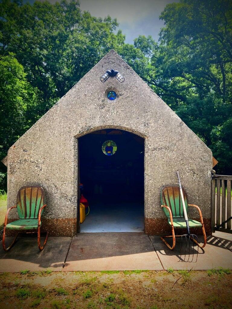 3705 Grand River Drive NE