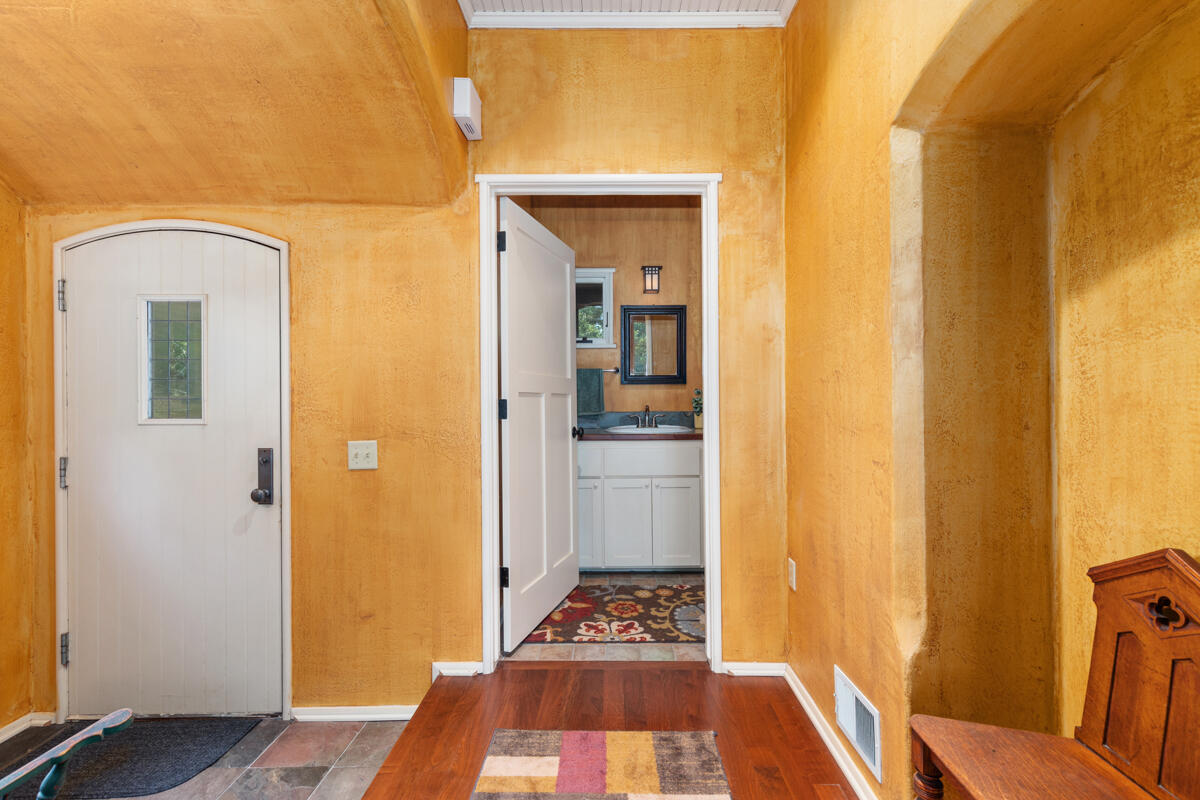 3705 Grand River Drive NE