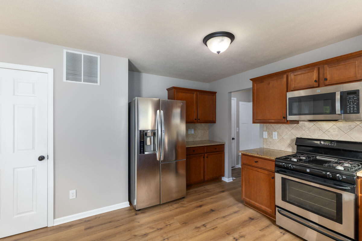 24537 Brownstone Boulevard