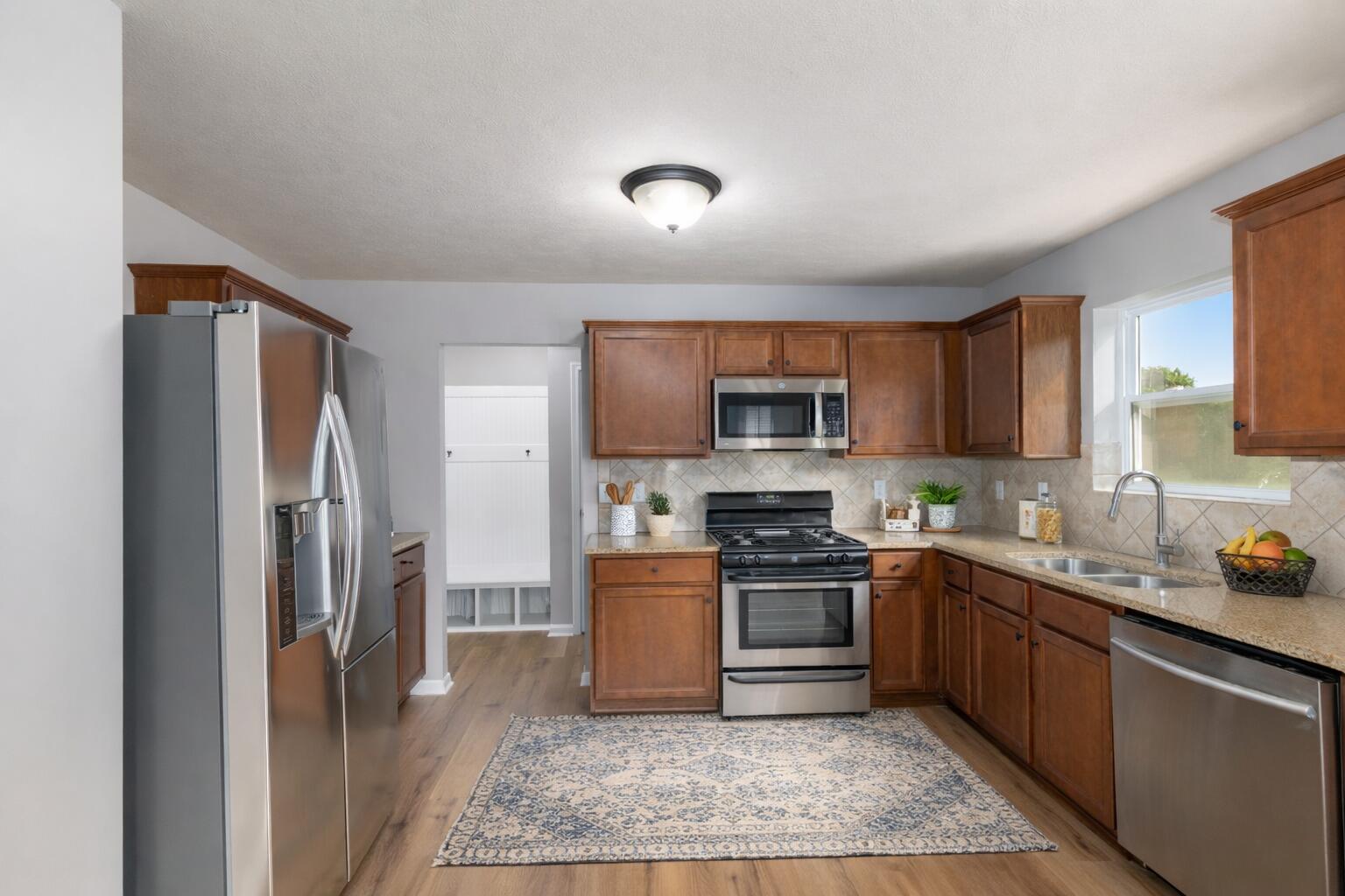 24537 Brownstone Boulevard