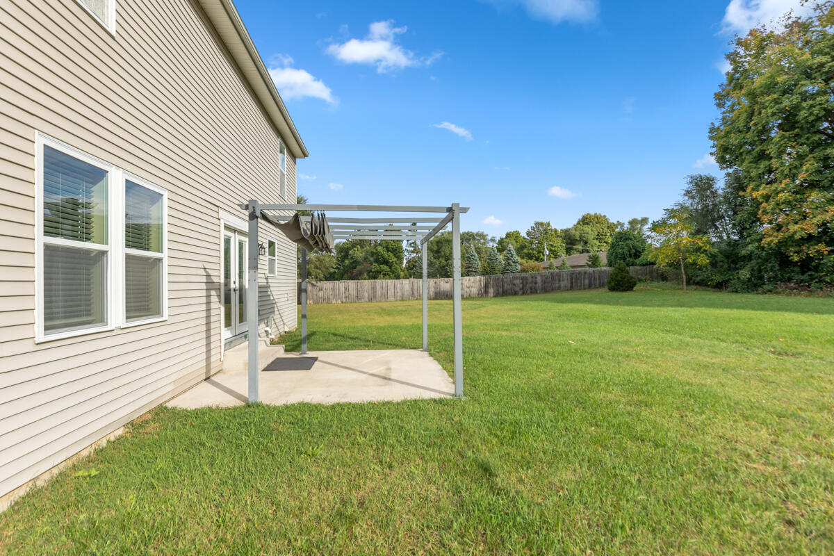 24537 Brownstone Boulevard