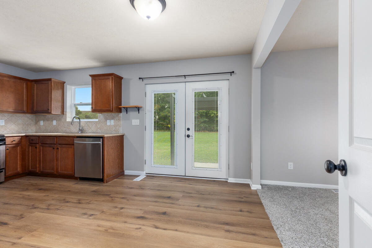 24537 Brownstone Boulevard