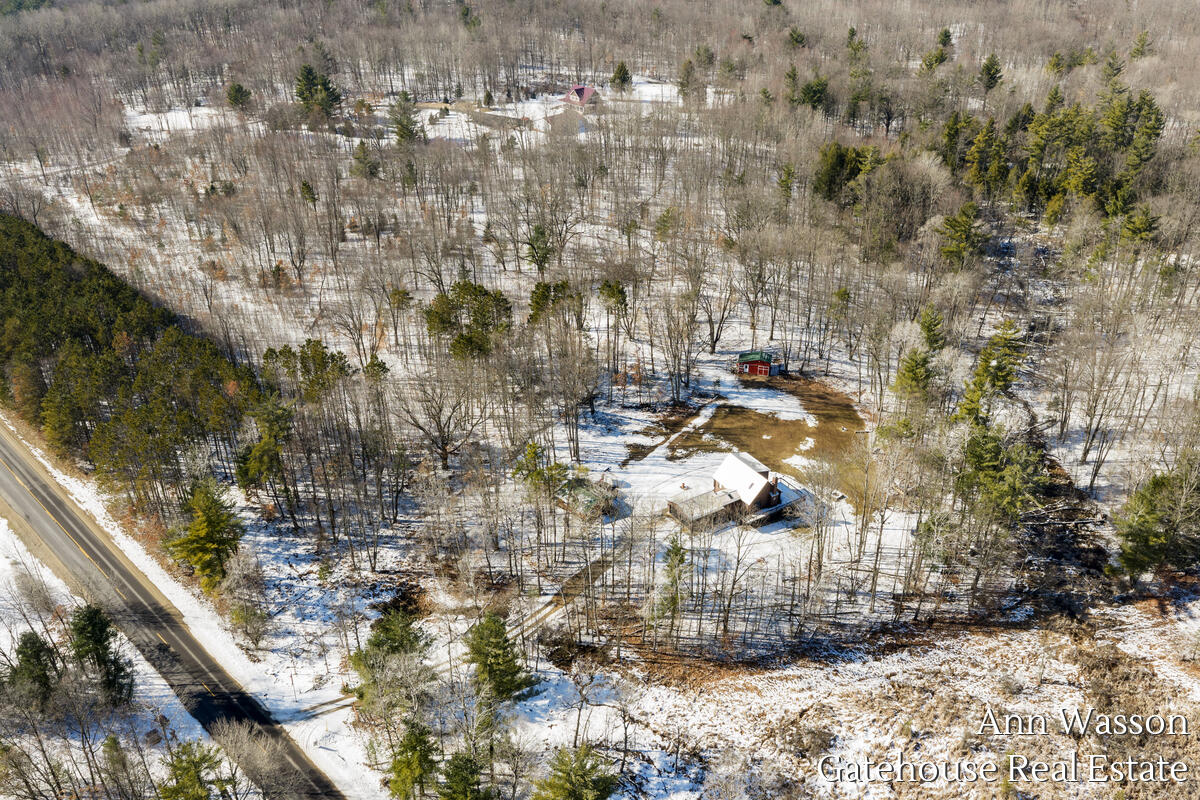17160 8 Mile Road