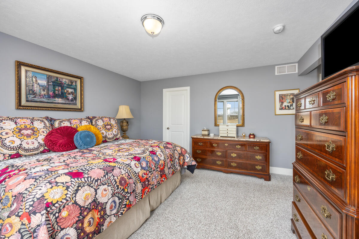 8911 Barrington Lane 30