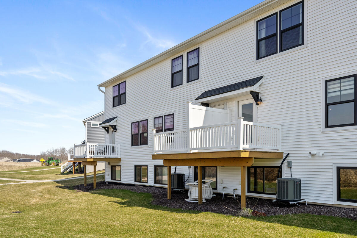 8911 Barrington Lane 30