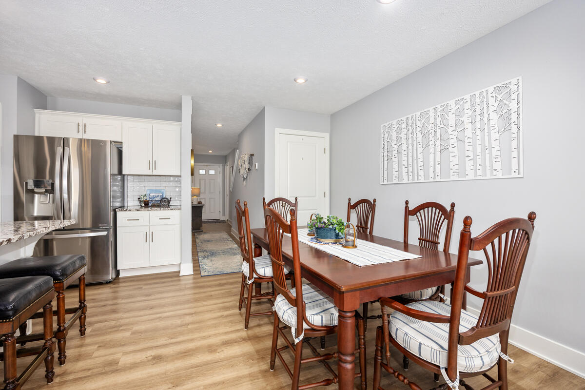 8911 Barrington Lane 30