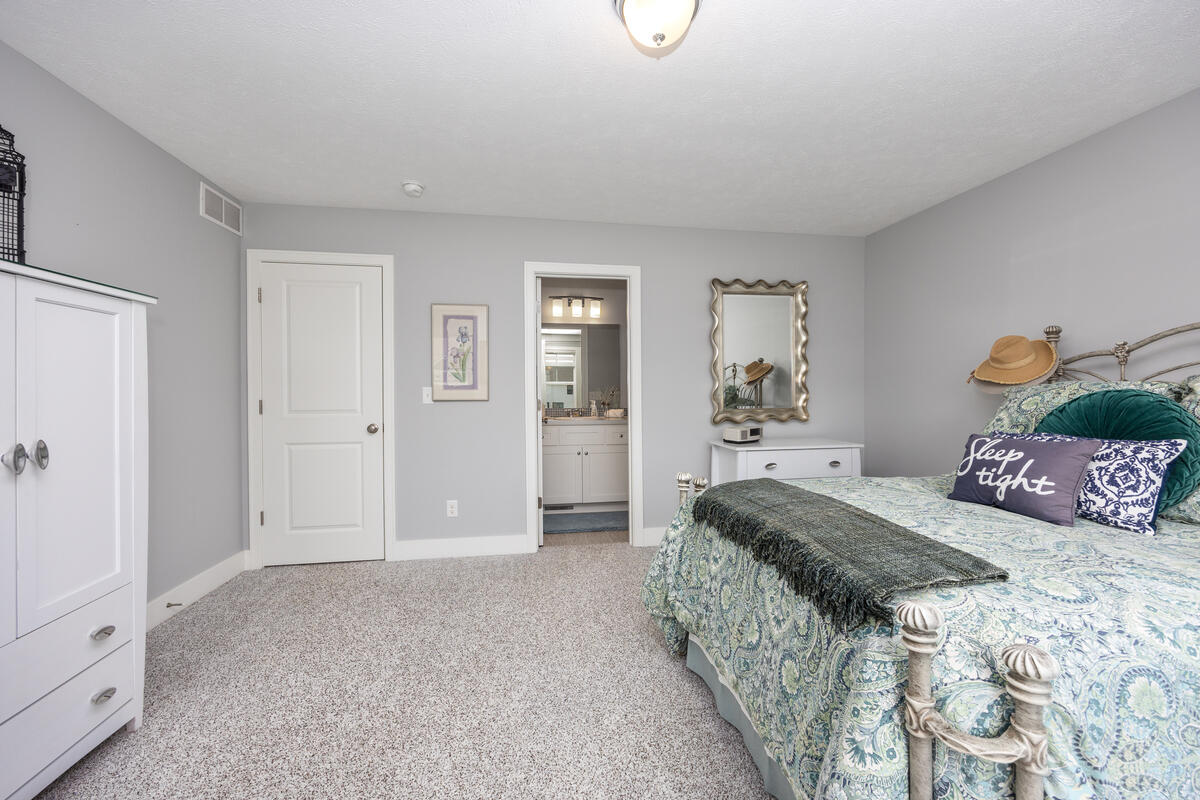 8911 Barrington Lane 30