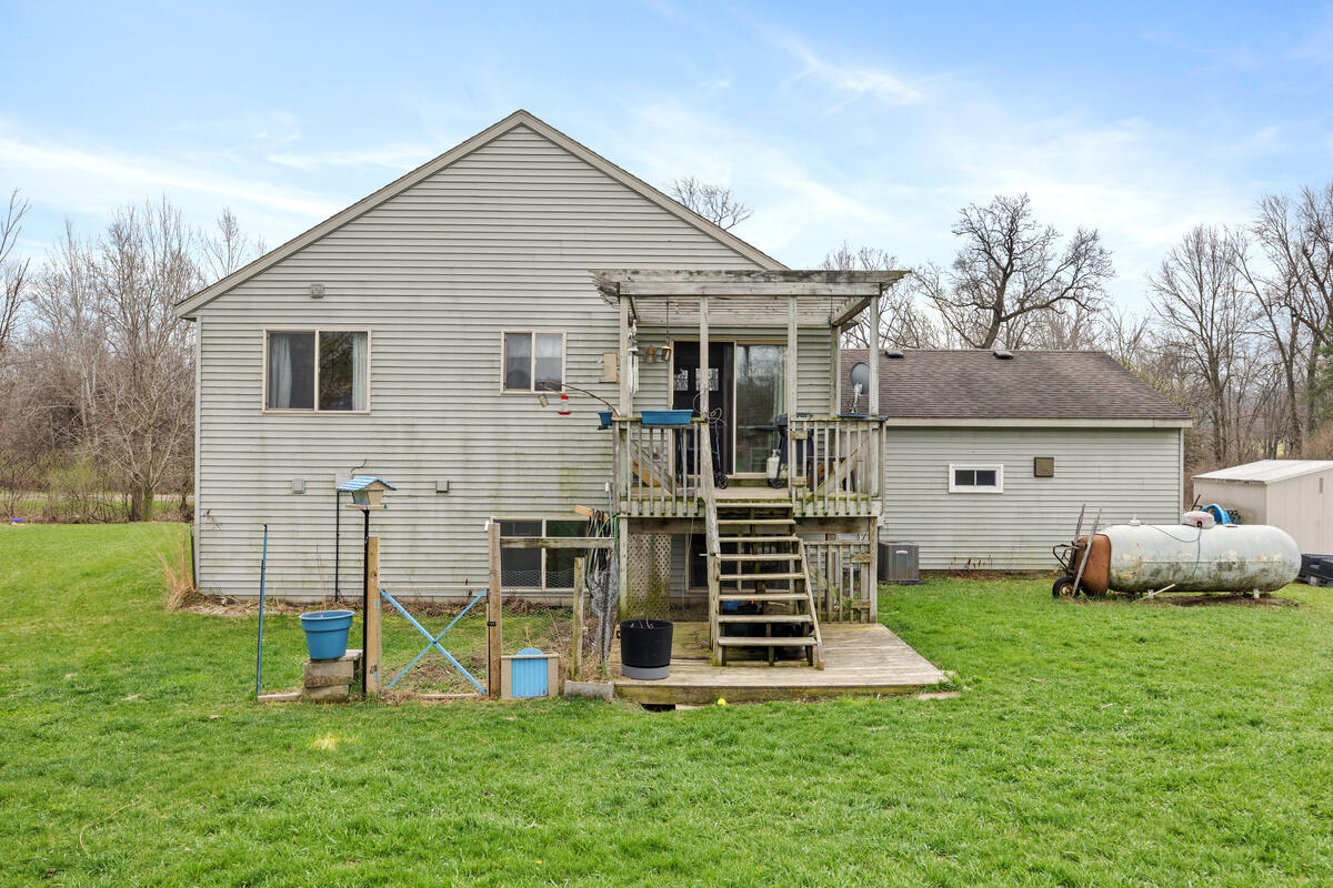 10480 Wolven Avenue NE