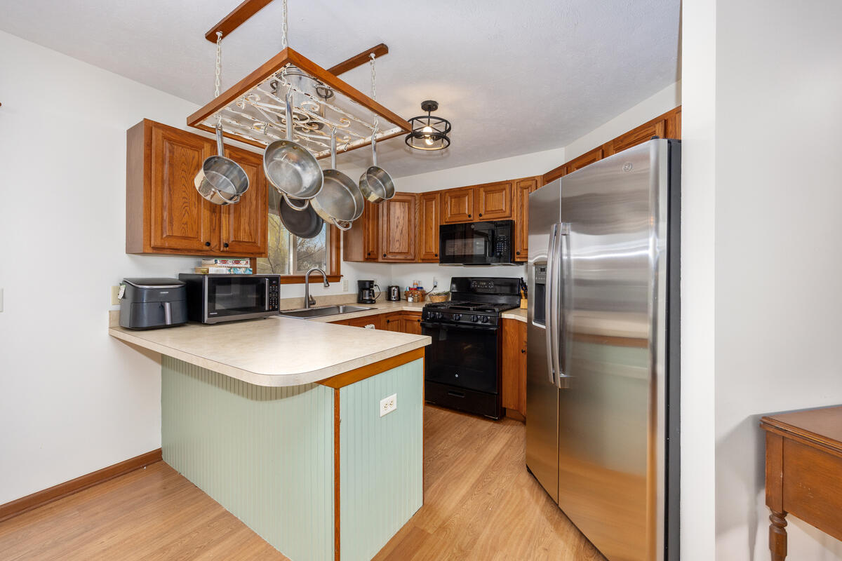 10480 Wolven Avenue NE