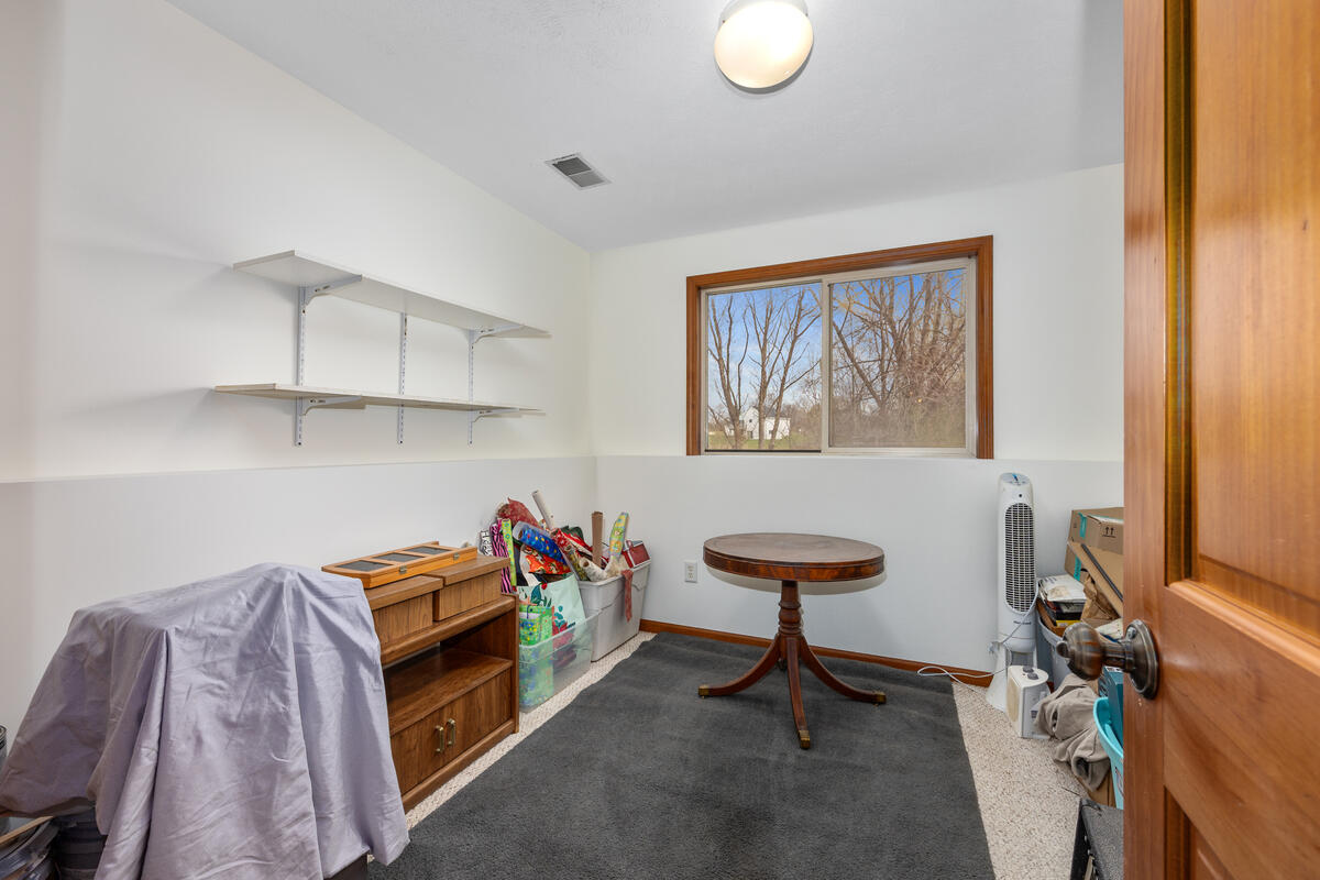 10480 Wolven Avenue NE