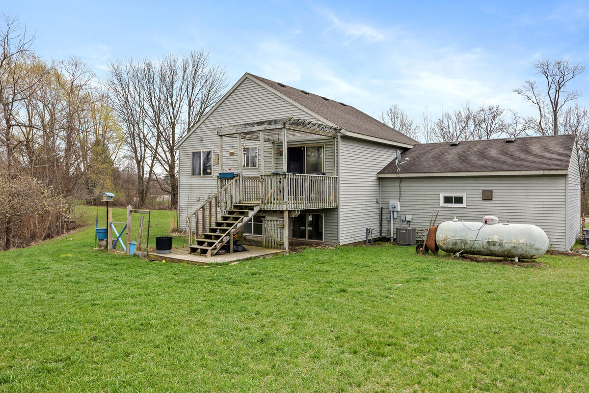 10480 Wolven Avenue NE