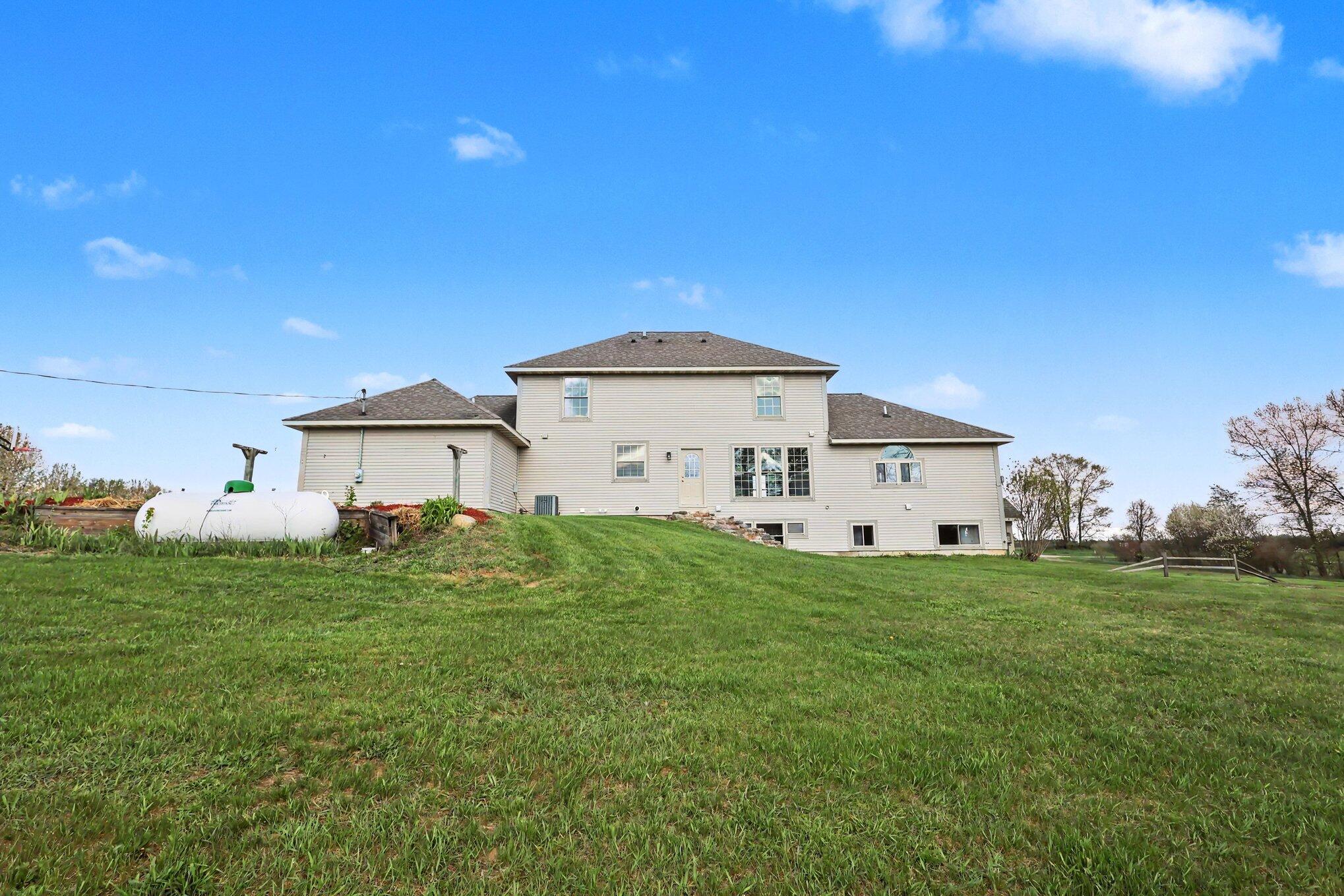 1438 S Satterlee Road